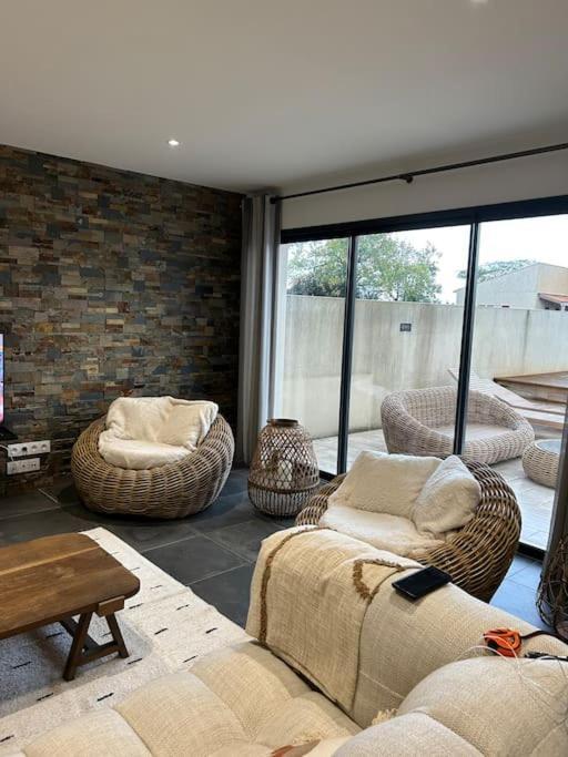 Maison De Charme Avec Piscine Hébergement de vacances